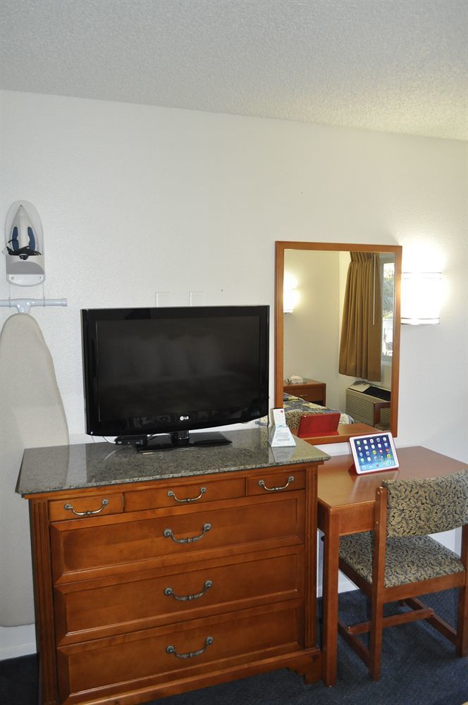 Motel 6-Ventura, Ca - Downtown Zewnętrze zdjęcie